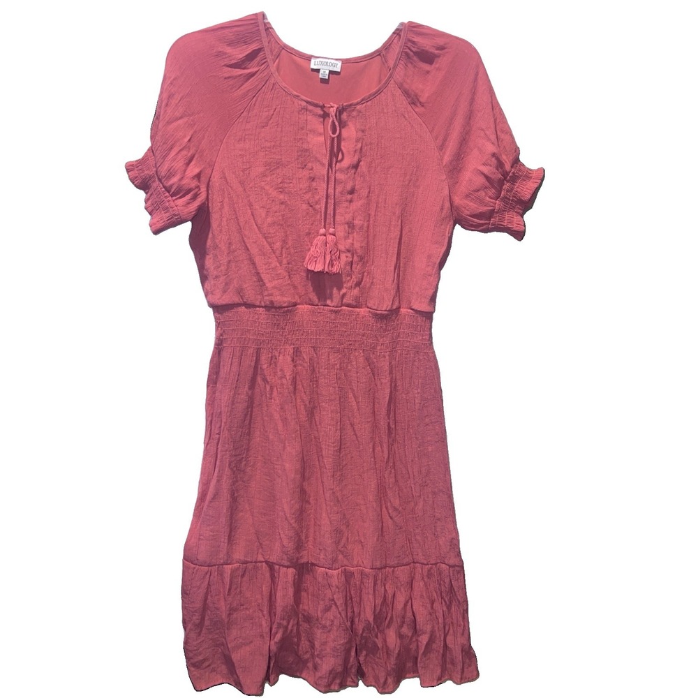 Luxology Gauzy Dress Womens M Coral Smocked Waist Ruffled Skirt V Neck Romantic